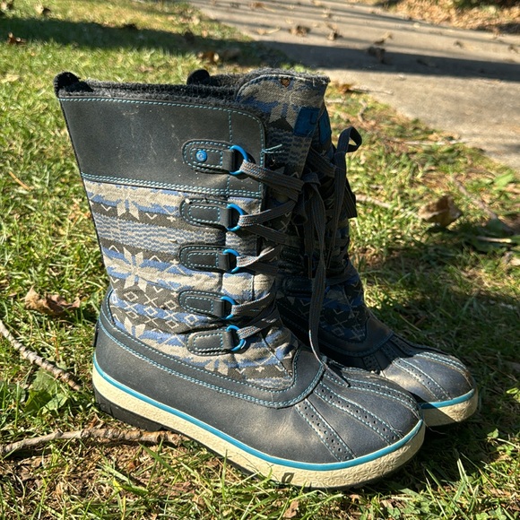 Ugg Australia Baroness Gray Blue Nordic Snow Flake Fall Winter Boots 8 - Picture 2 of 3